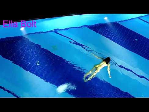 ❤️ මට නැරඹීම නැවැත්විය නොහැක, තරුණ රන්වන්තිය ELLA BOLT නිවාඩු නිකේතනයේ තටාකයේ නිරුවතින් පිහිනීමට හසු විය Porno අපෙන්% si.pornsexphoto.ru% ❤